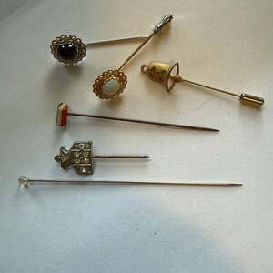 Vintage Gold Tone Stick Pin